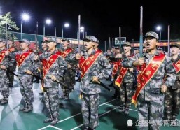 去他的军队,一场传奇般的军事传奇