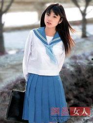 娱乐吃瓜酱衣服图片,揭秘娱乐界明星们的潮流衣橱  第2张